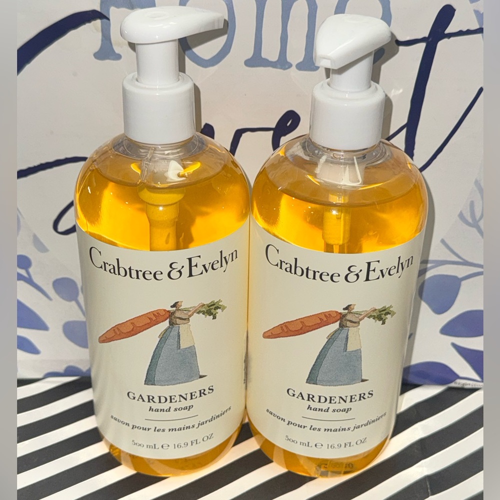 NEW NWT Set Of 2 Crabtree & Evelyn Gardeners Hand Soap Wash 16.9 oz. Each